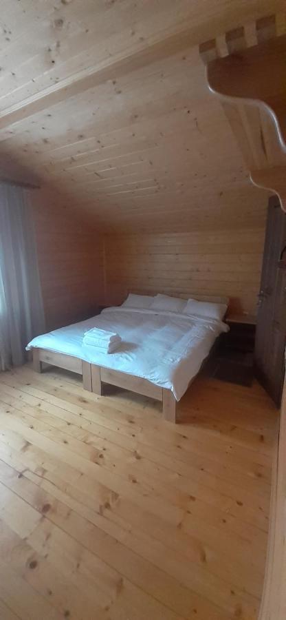 Apartamento Біла Хата Iltsi Exterior foto